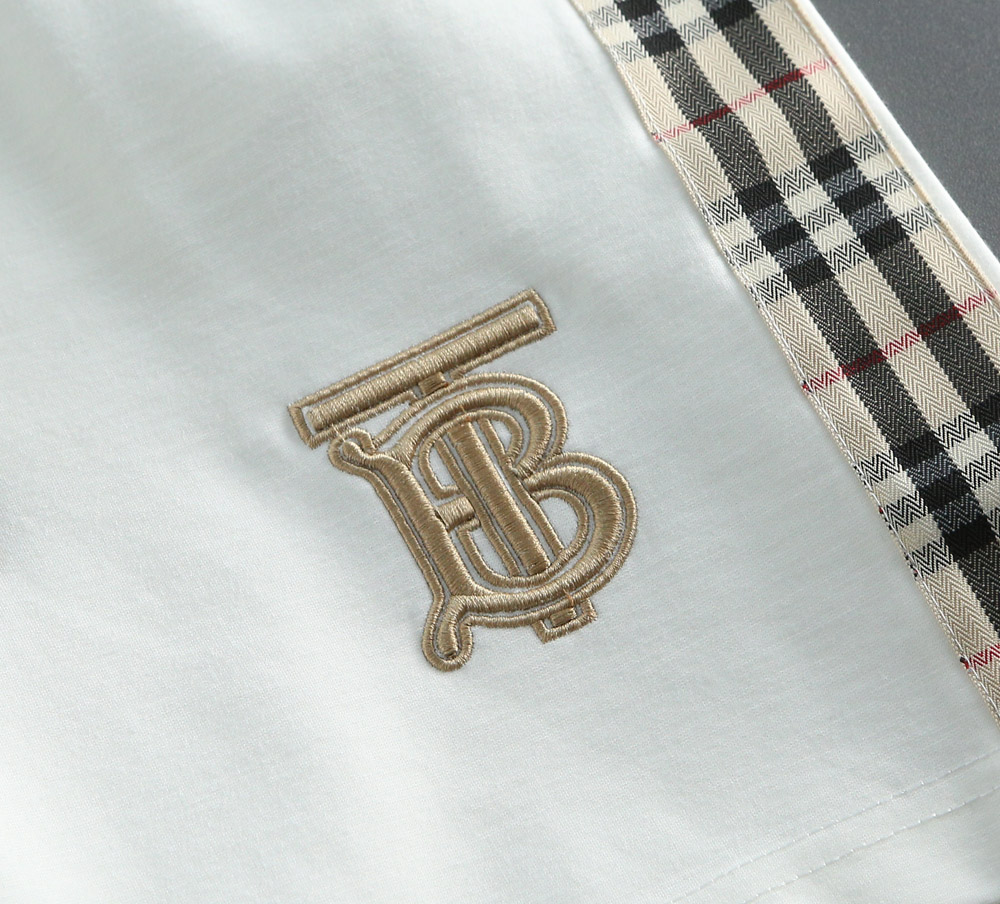 Burberry Short Pants